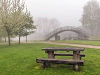 Brücke im Nebel